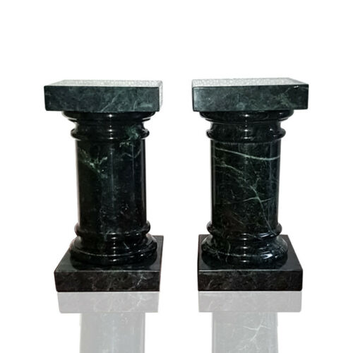 bookends-columns-in-green-alps-marble-made-in-Italy-marble-bookends-cosebelleantichemoderne