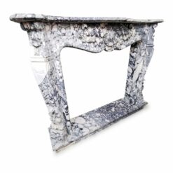 Camino-artigianale-in-marmo-calcatta-marble-handcrafted-fireplace-H130Cm-cosebelleantichemoderne