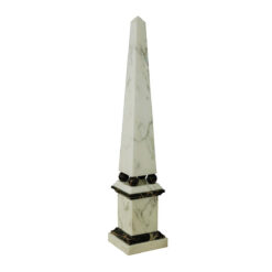 obelisco-marmo-portoro-carrara- sfere