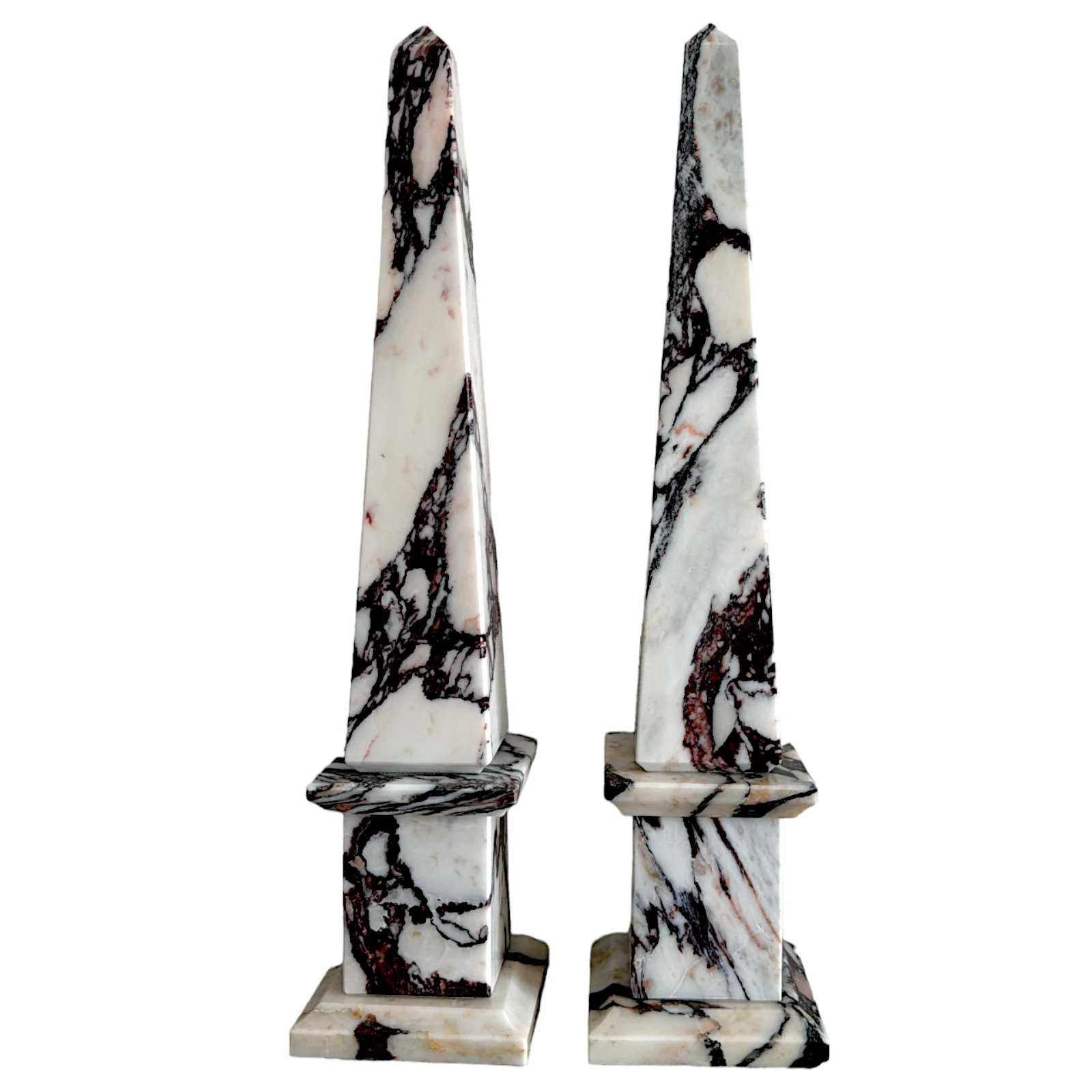 coppia-obelischi-calacatta-cosebelleantichemoderne