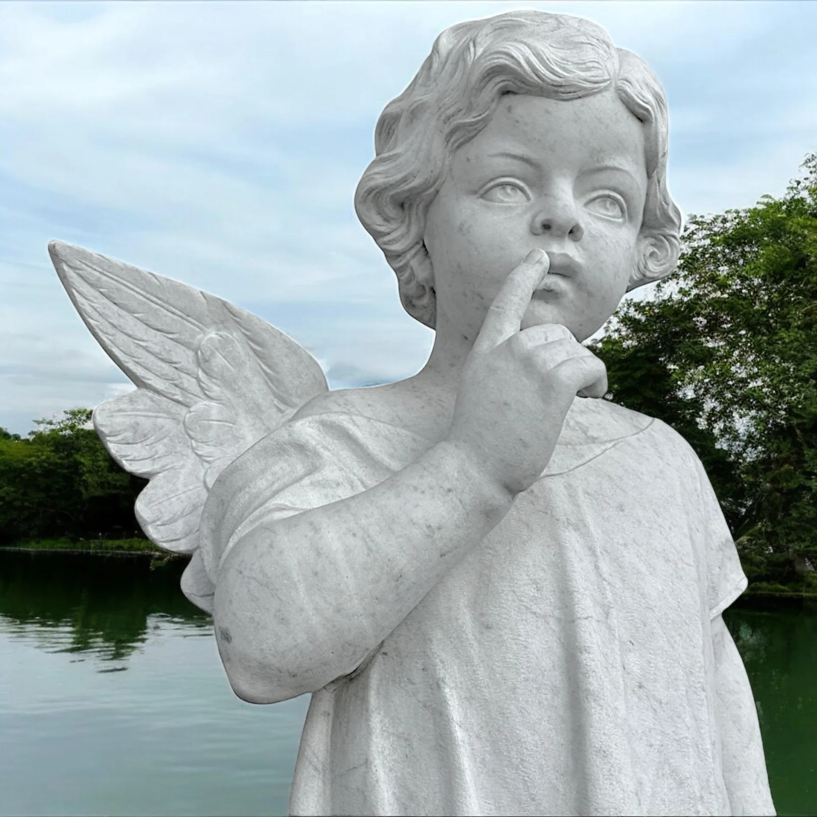 Alternative view of Angelo con Fiori Statua in Marmo Carrara H 120cm