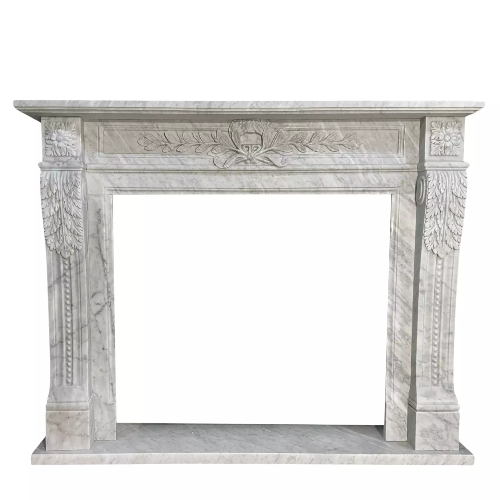 camino-decoro-alloro-marmo-carrara-cosebelleantichemoderne