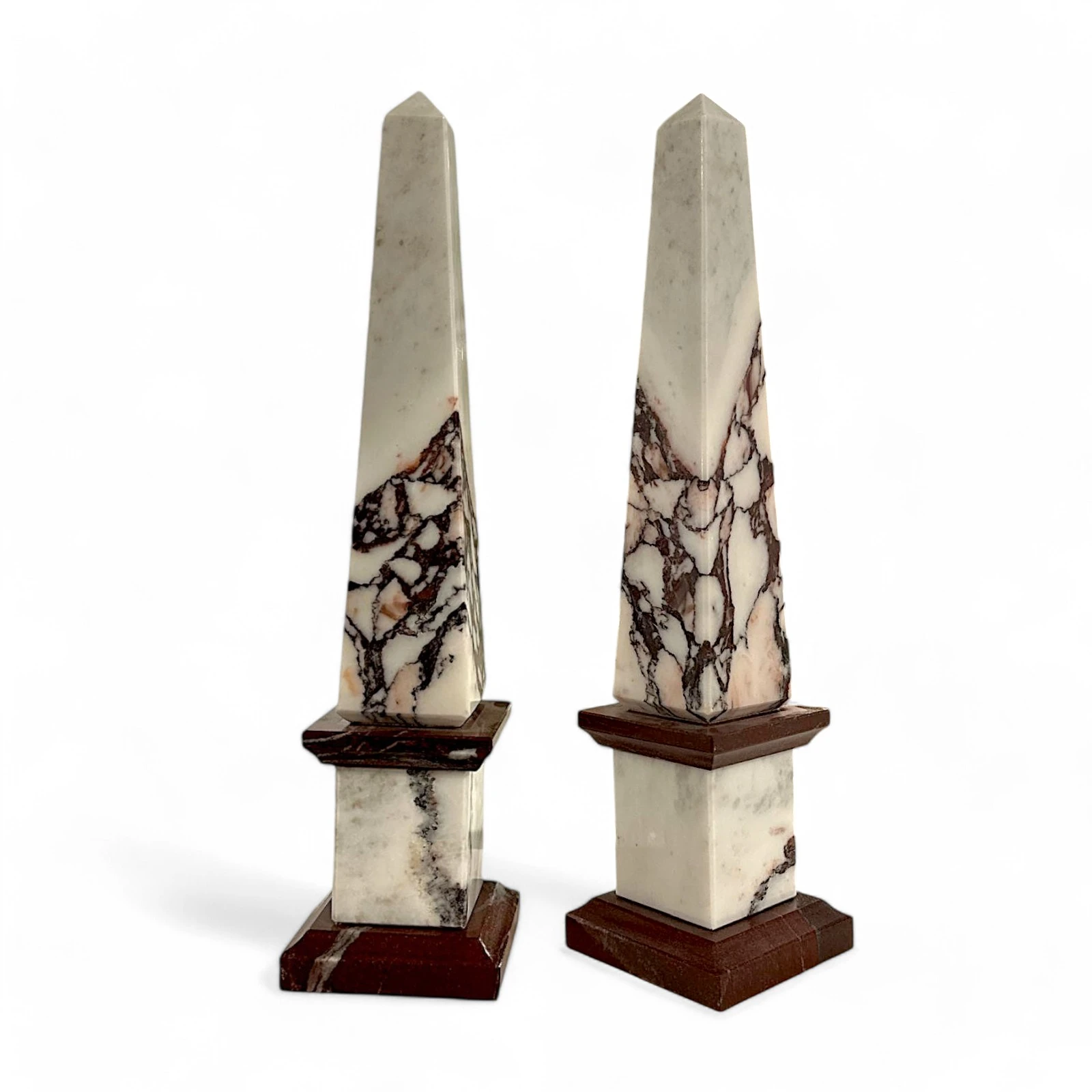 coppia-obelischi-calacatta-viola-breccia-rosso-laguna-cosebelleantichemoderne