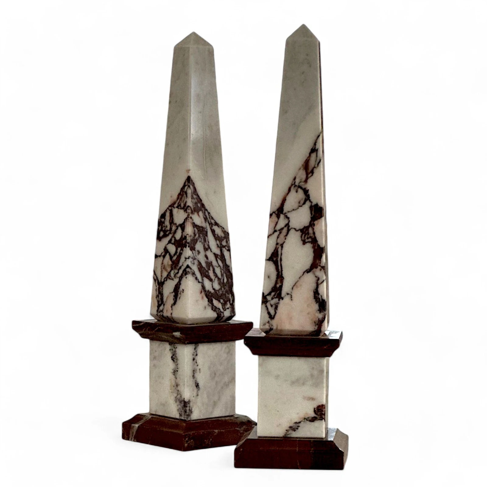 coppia-obelischi-calacatta-viola-breccia-rosso-laguna-cosebelleantichemoderne