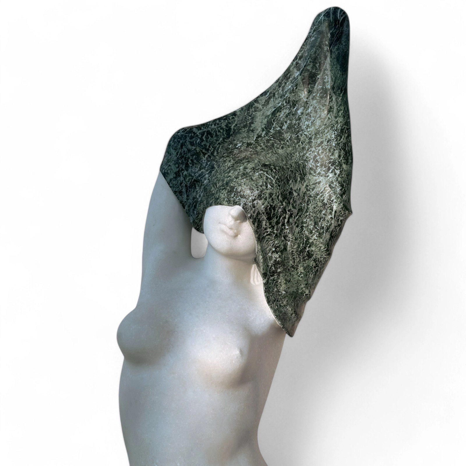 Quest’opera esprime al meglio le immense possibilità creative e strutturali della pietra naturale