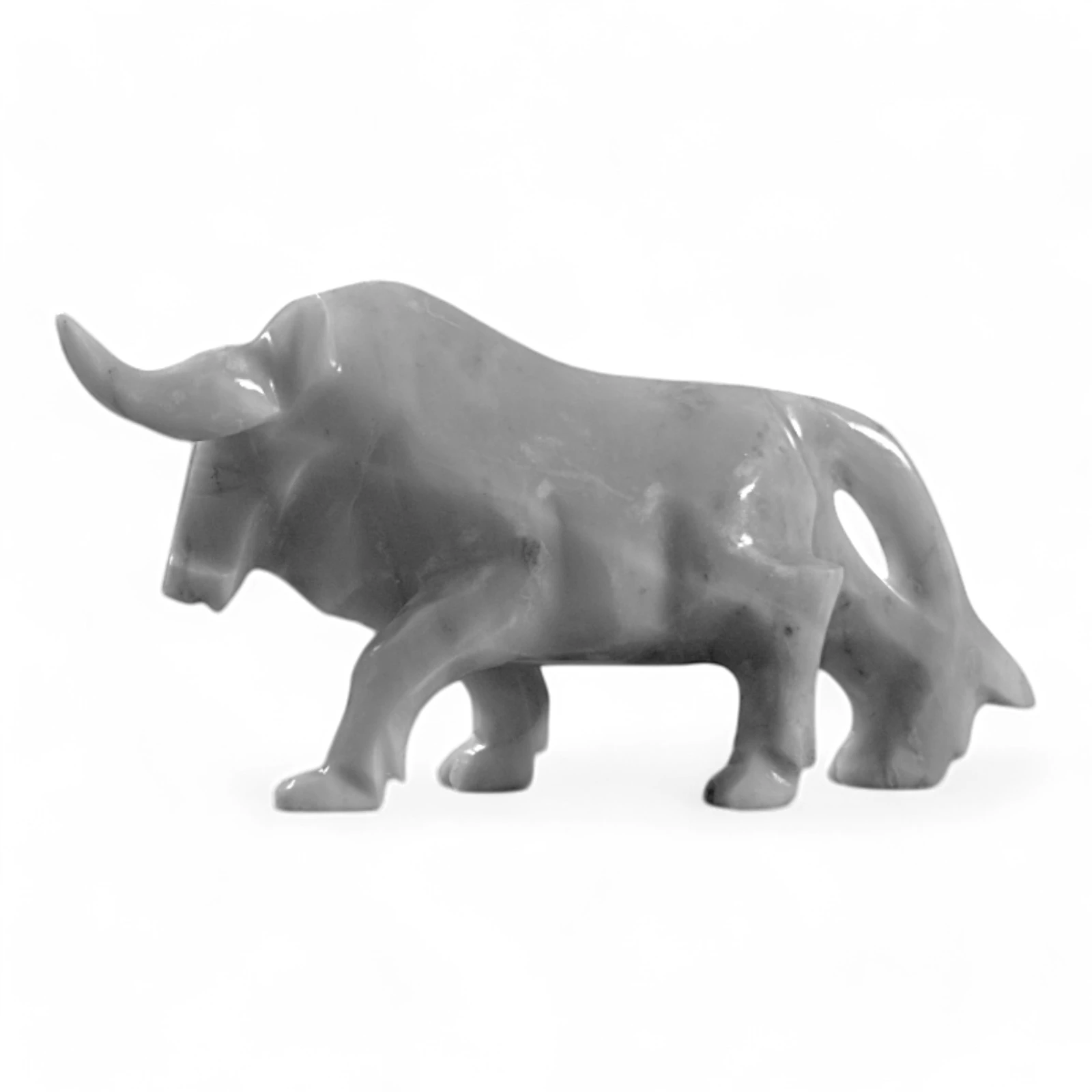 toro-marmo-bianco-scultura-cosebelleantichemoderne