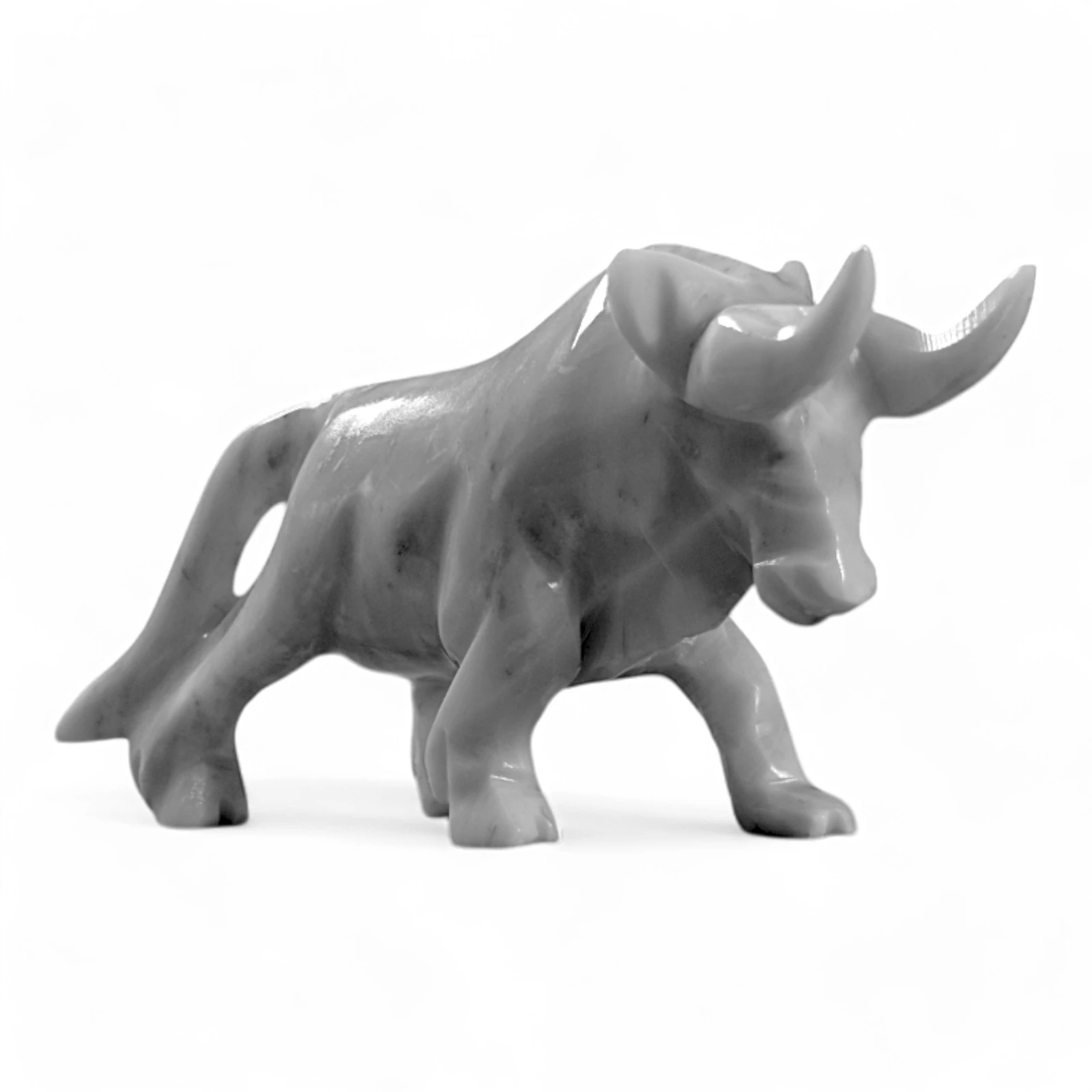 toro-marmo-bianco-scultura-cosebelleantichemoderne