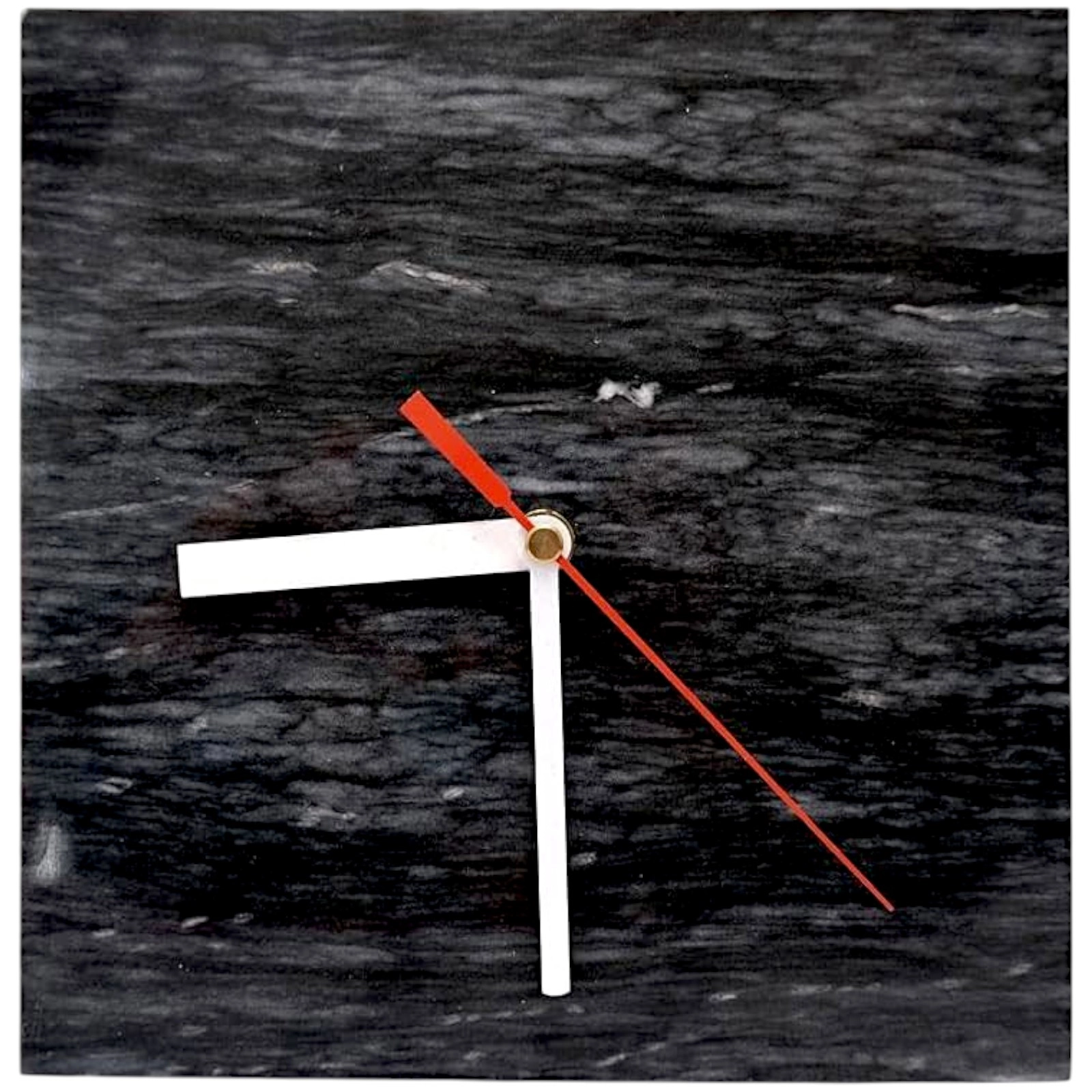 orologio-marmo-nero-cosebelleantichemoderne