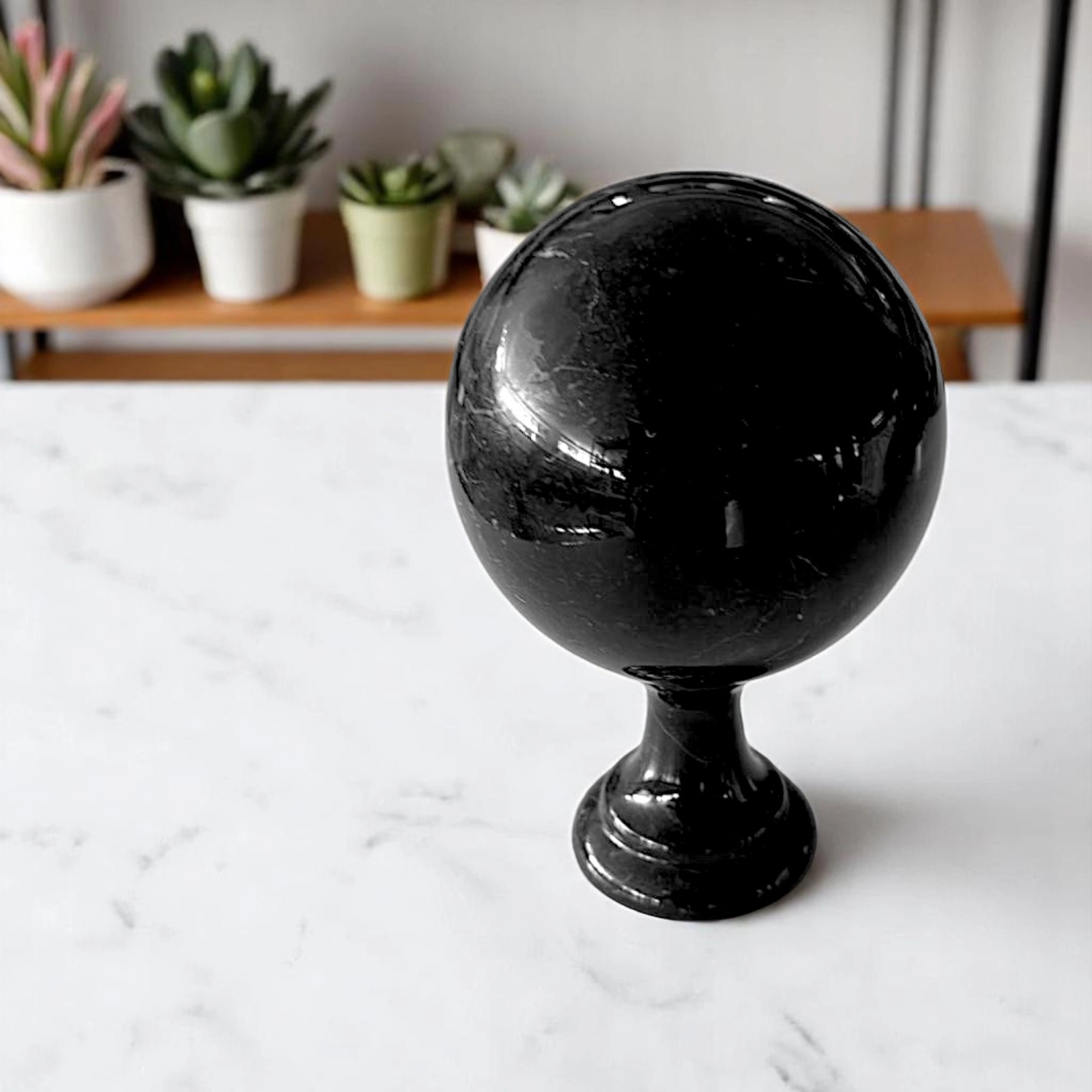 sfera-marmo-nero-poggiasfera-alto-varie-misure-cosebelleantichemoderne