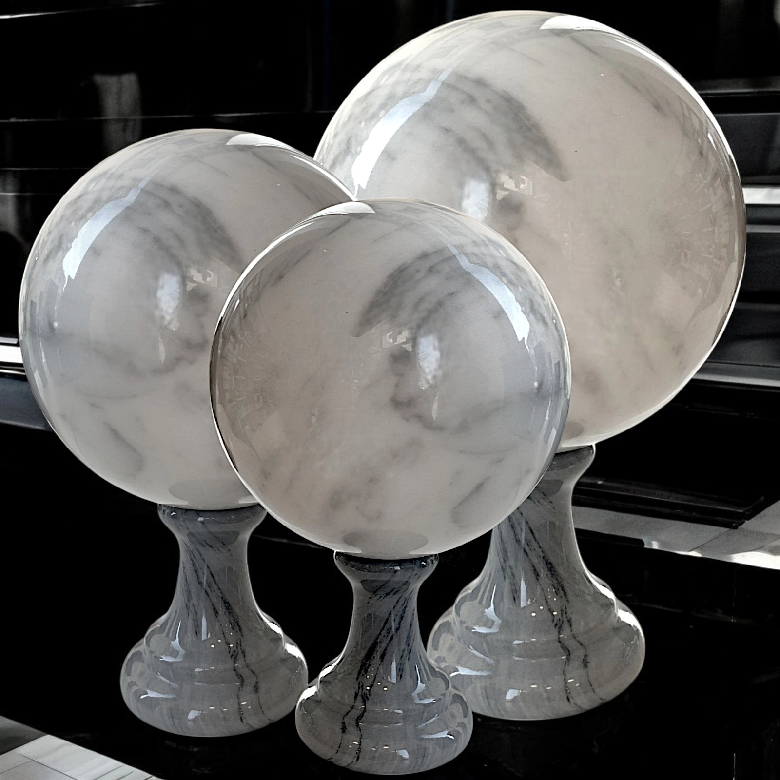 sfera-bianco-grigio-marmo-cosebelleantichemoderne