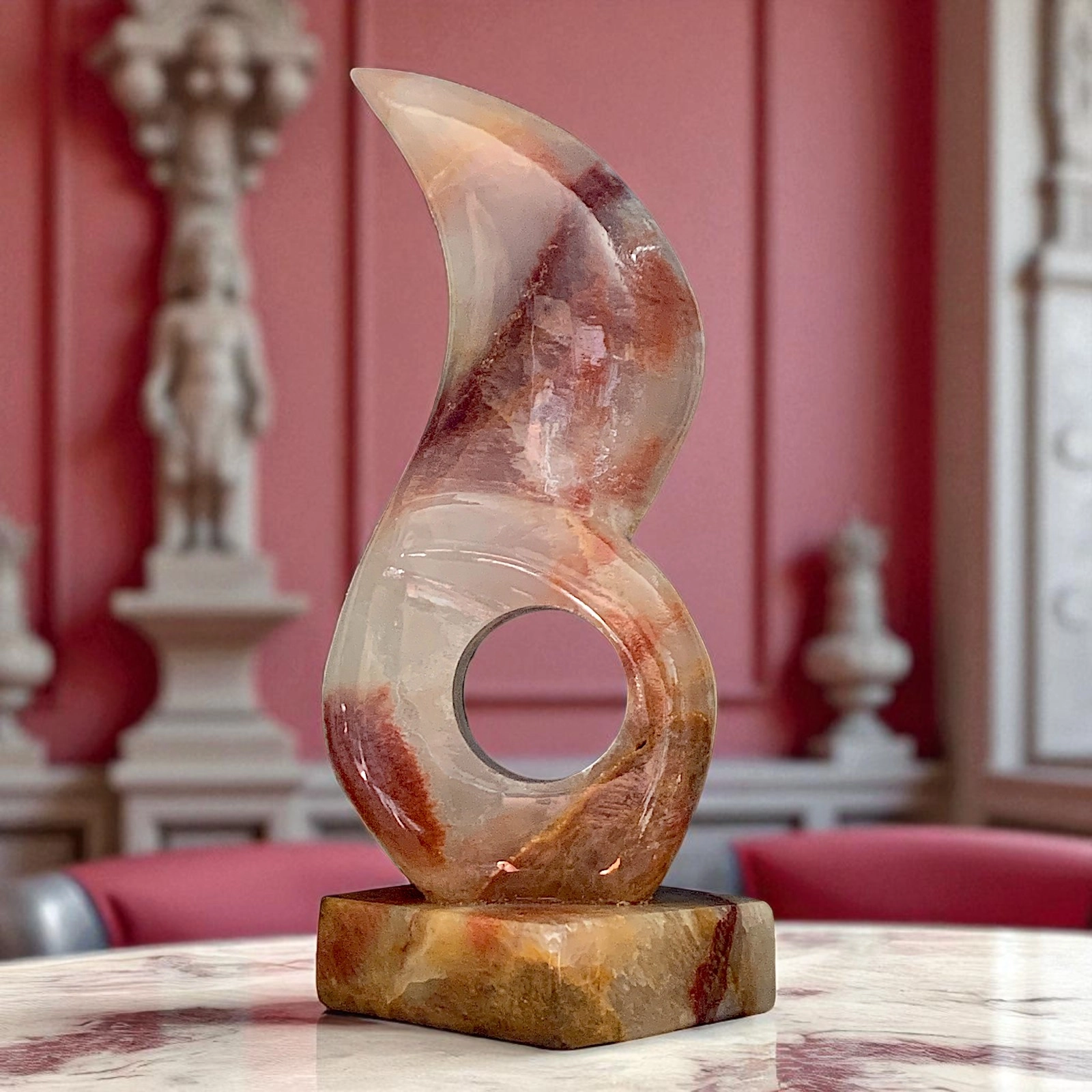 scultura-sole-luna-onice-colorato-cosebelleantichemoderne