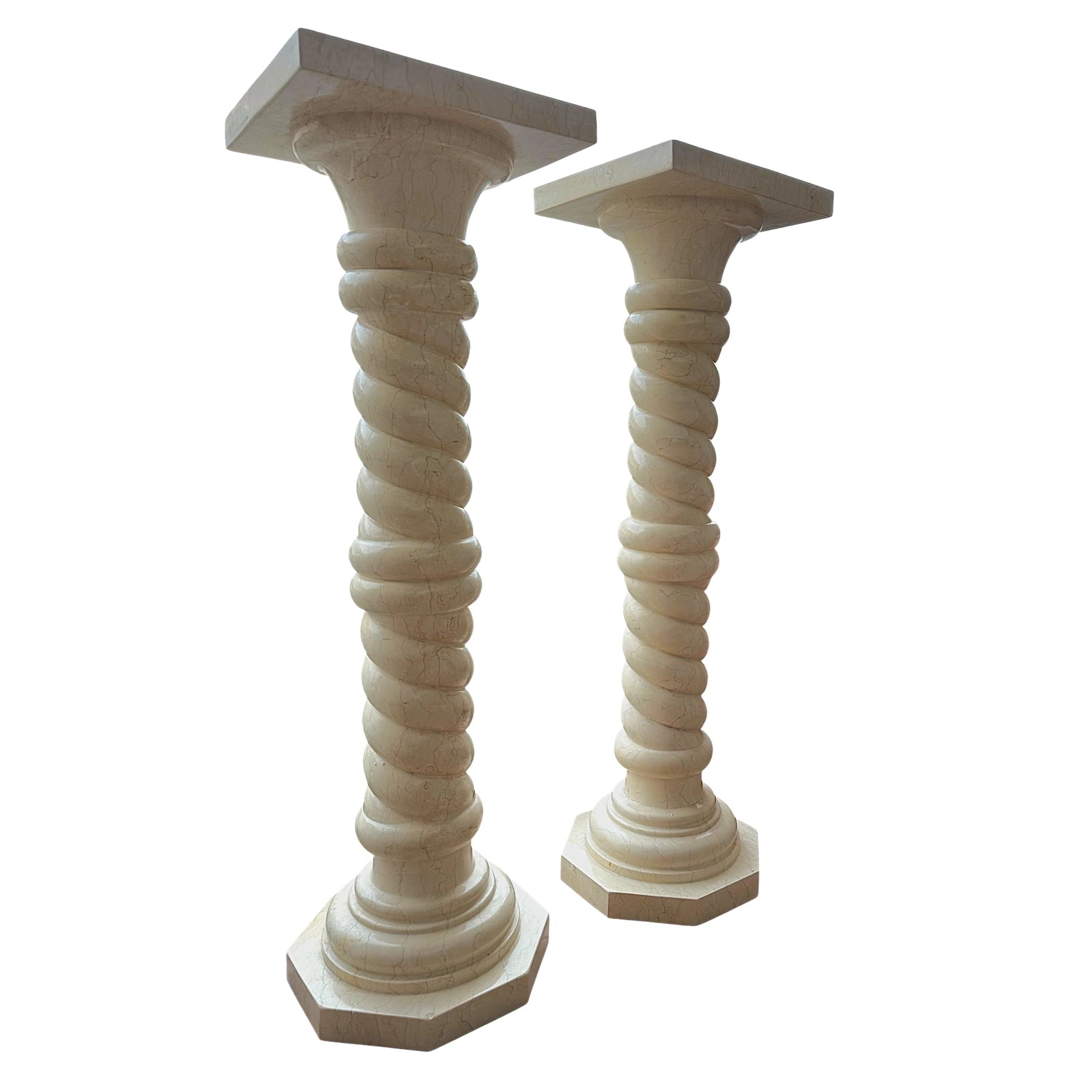 coppia-colonne-fusto-ritorto-marmo-giallo-cosebelleantichemoderne