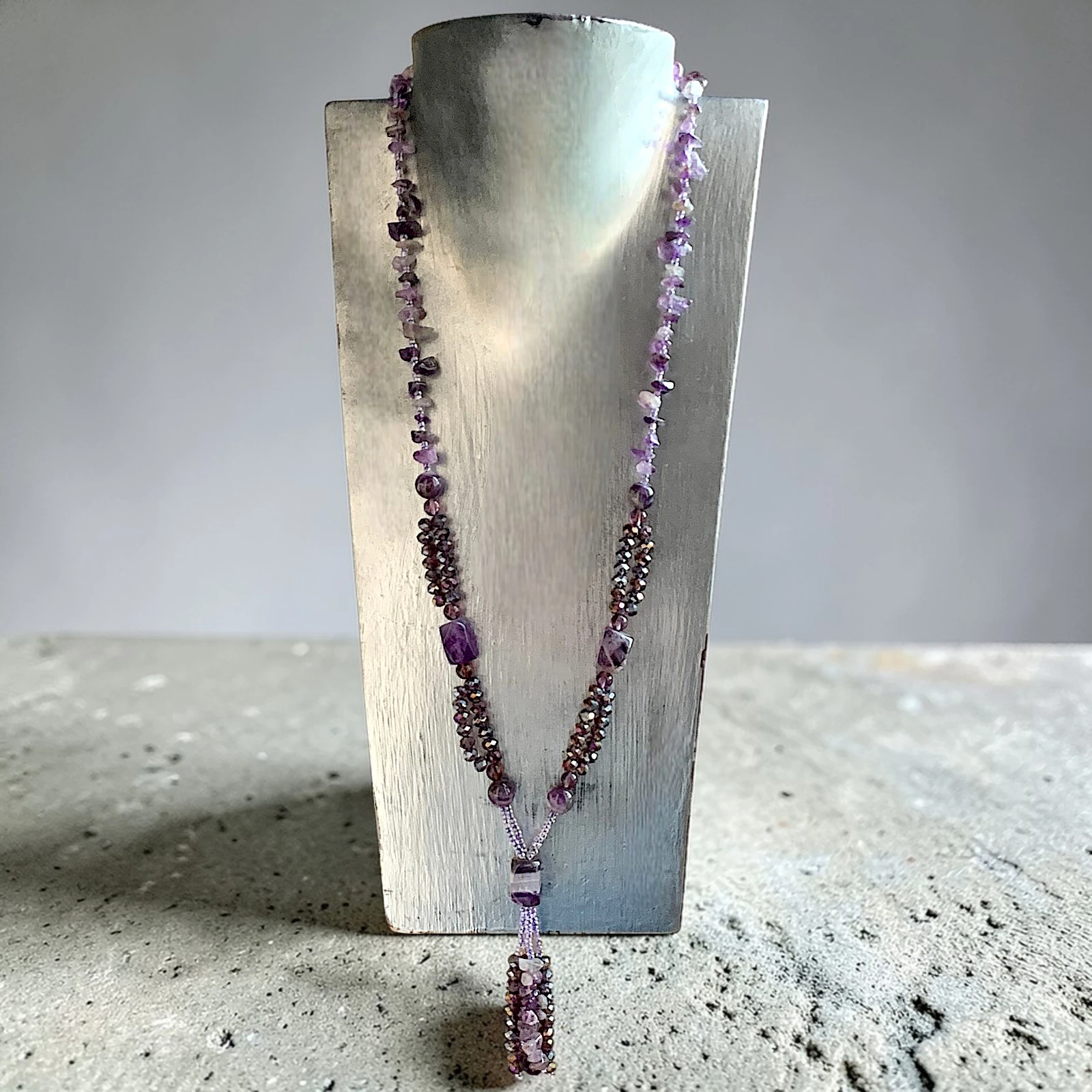 collana-artigianale-ametista-viola-lunga-pietra-naturale-43cm-cosebelleantichemoderne
