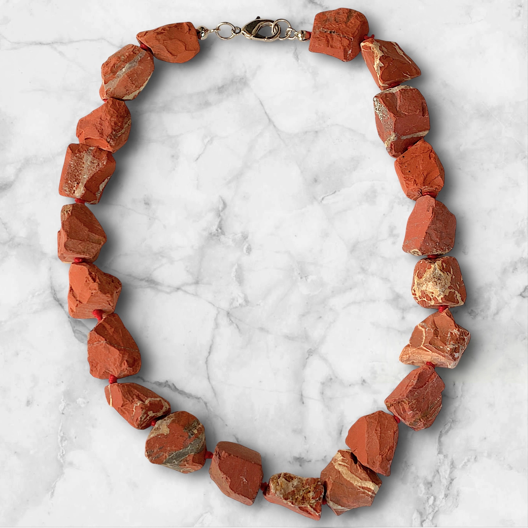 collana-artigianale-diaspro-rosso-pietra-naturale-25cm-cosebelleantichemoderne-