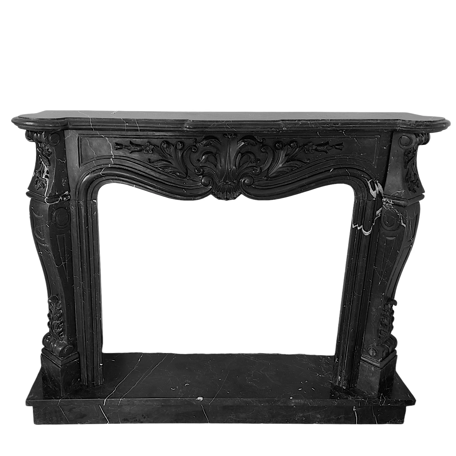 camino-marmo-nero-marquinia-decorato-cosebelleantichemoderne