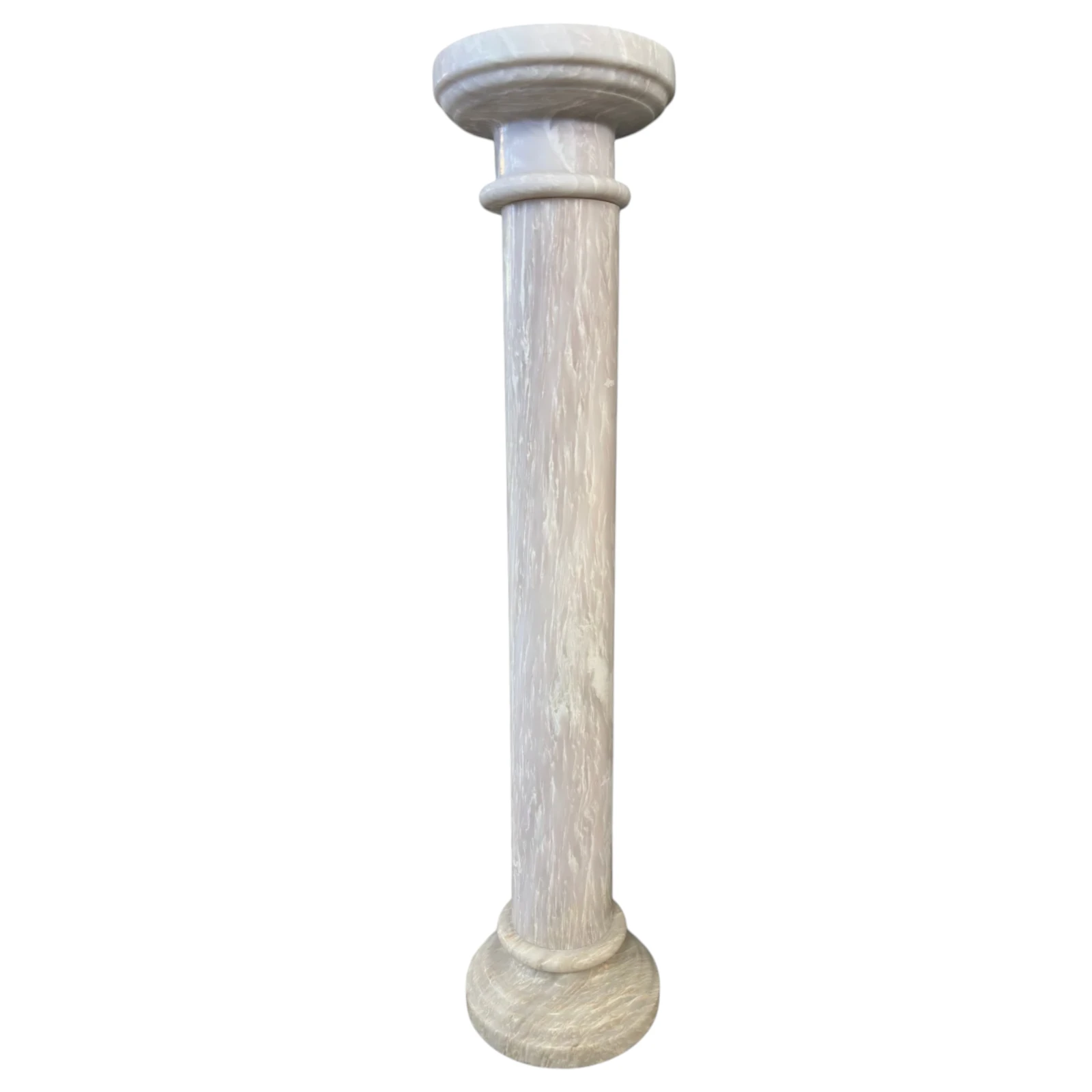 colonna-onice-decorativa-salone-marmo-cosebelleantichemoderne