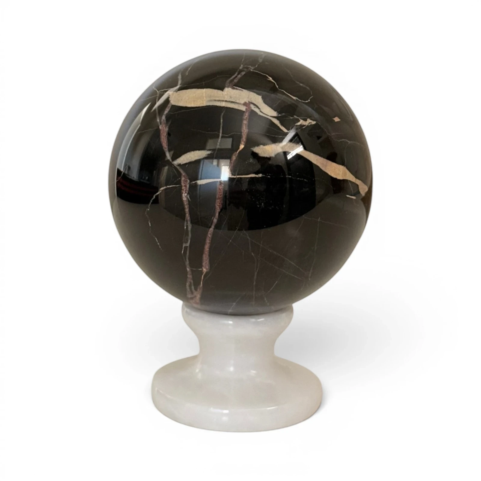 decorative-portoro-sphere-living-room-marble-cosebelleantichemoderne