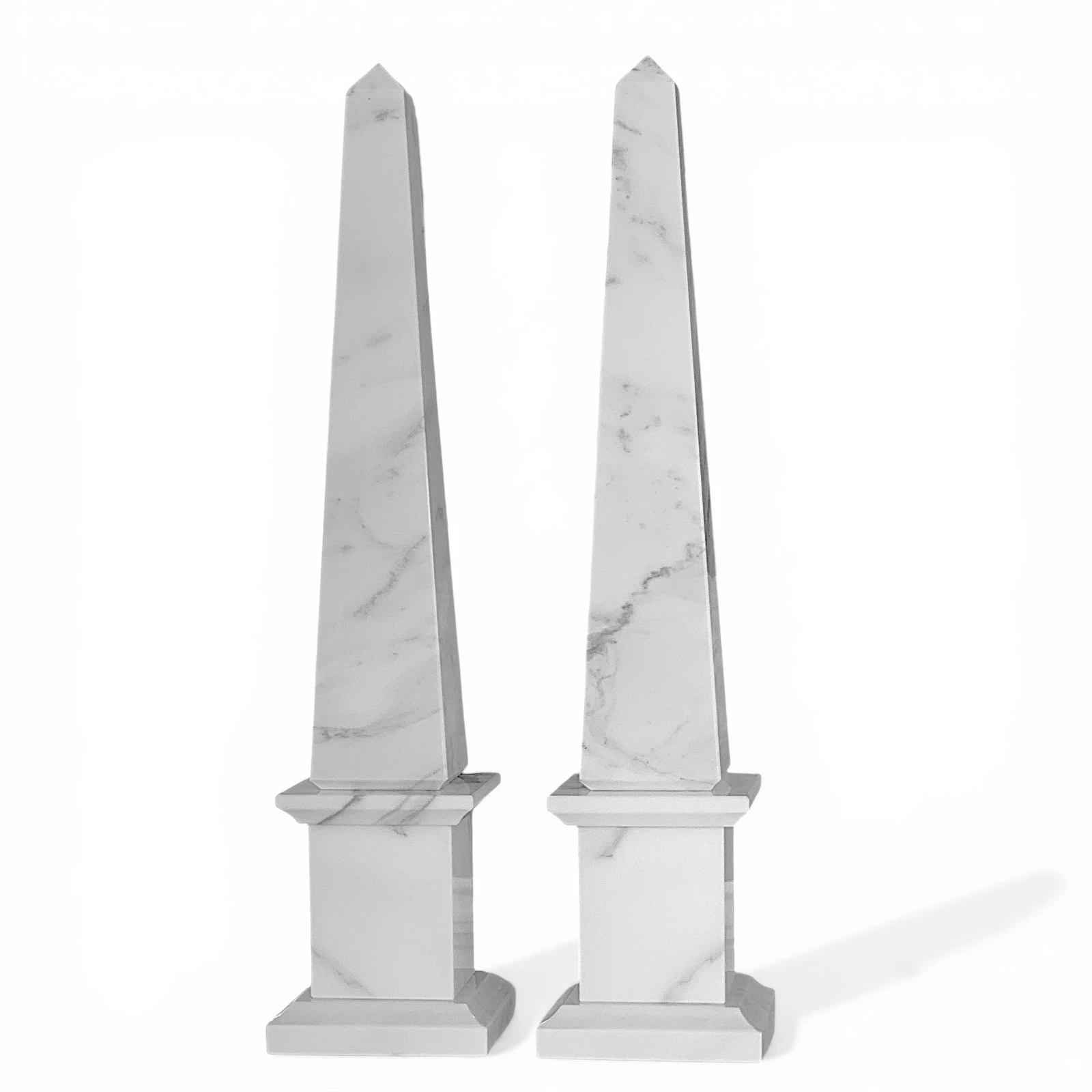 coppia-obelischi-marmo-calacatta-cosebelleantichemoderne