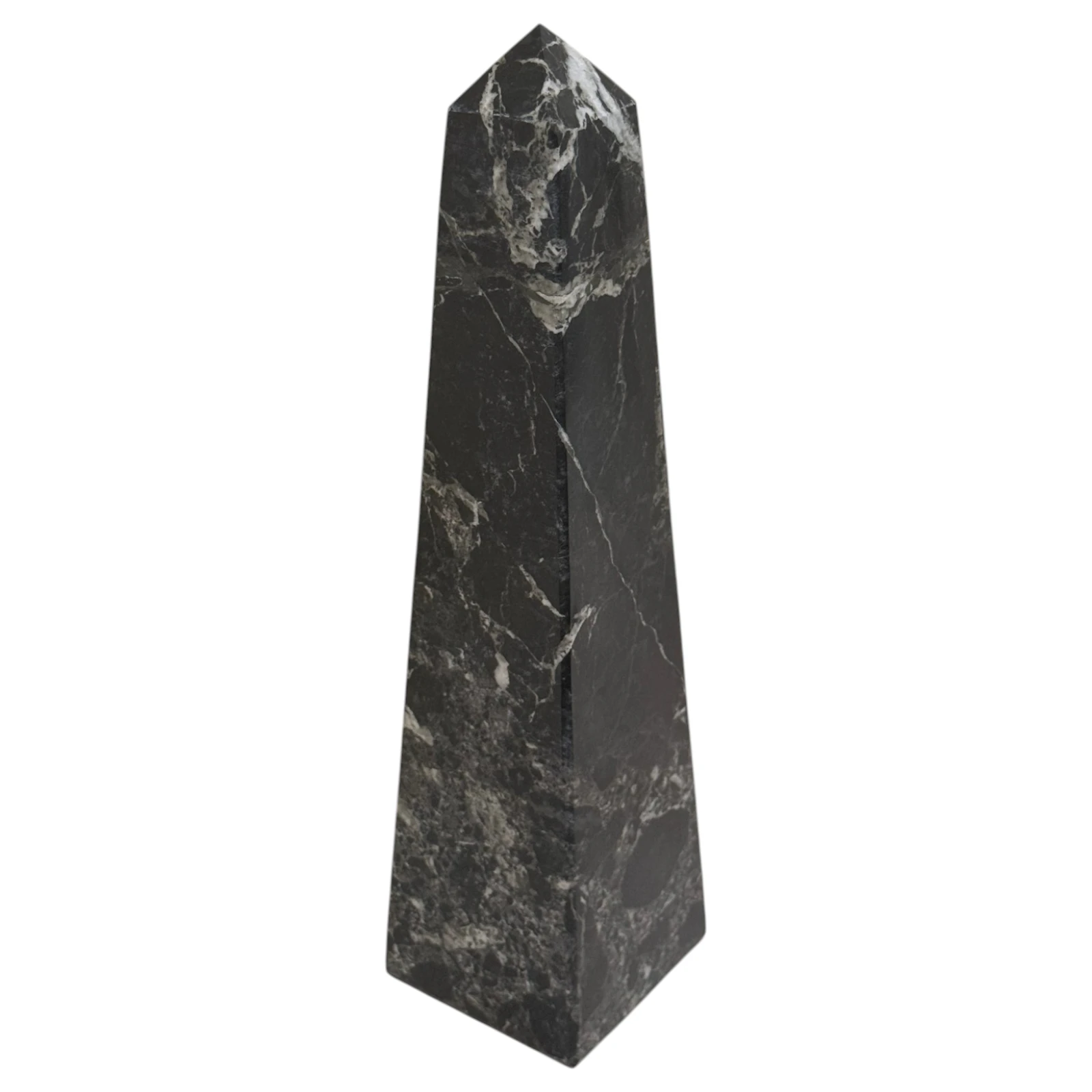 obelisco-marmo-nero-decorativo-cosebelleantichemoderne