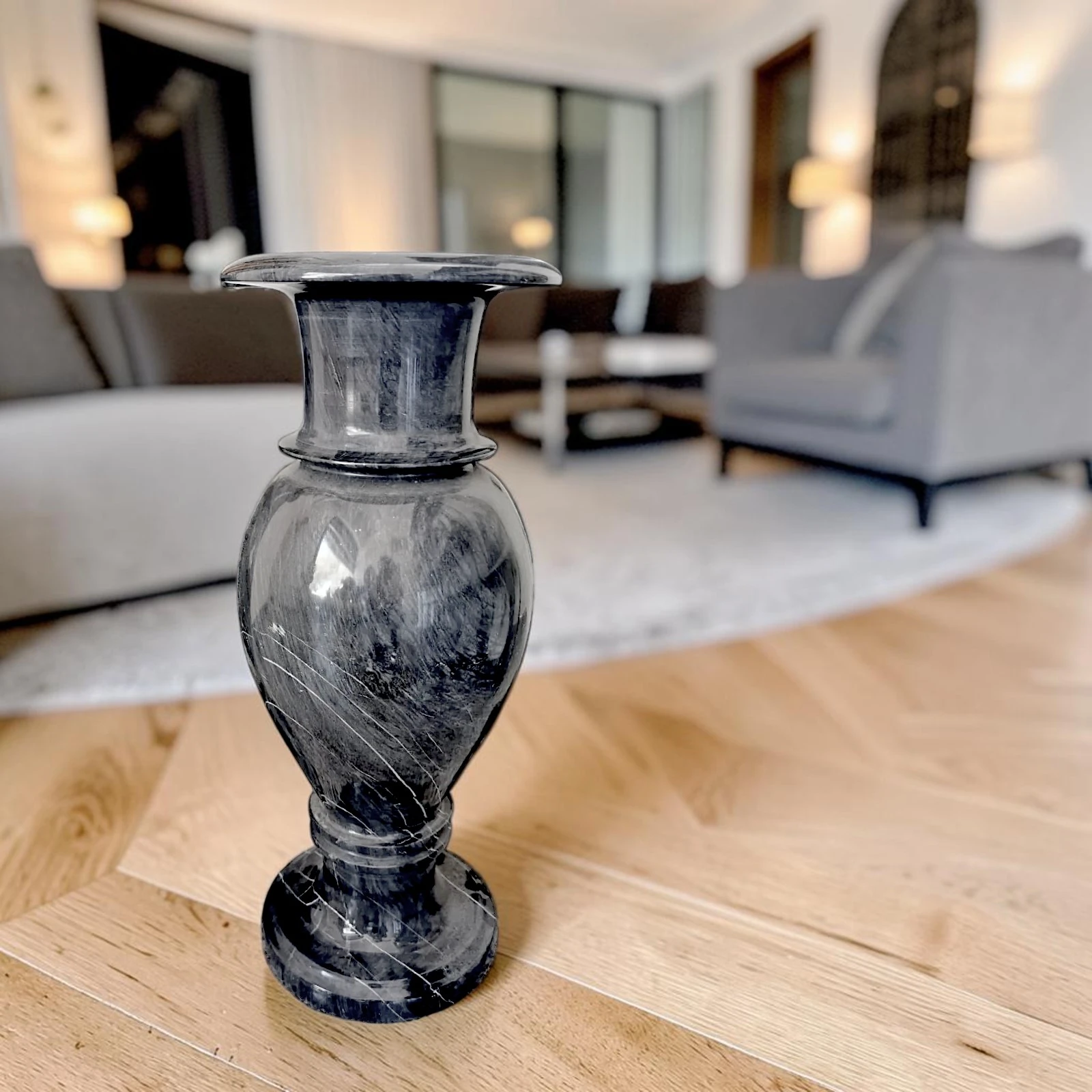 vaso-grigio-decorazione-casa-marmo-cosebelleantichemoderne